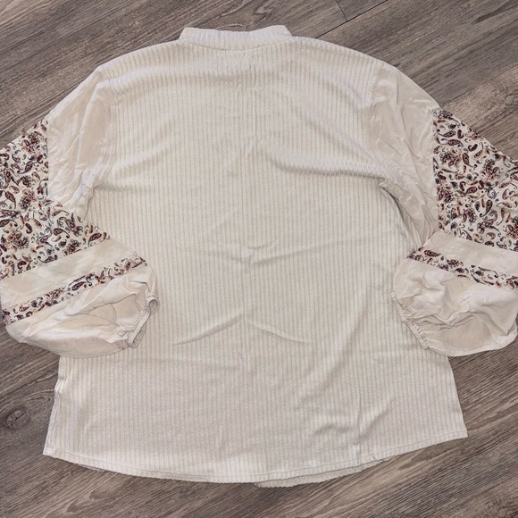 Mock Neck Baggy Arm Sweater - Picture 3 of 3